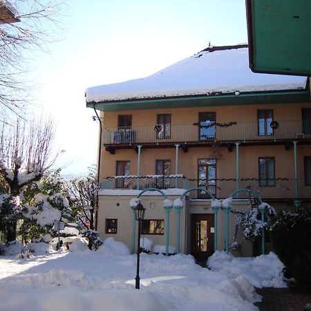 Hotel De Geneve Et Restaurant , Faverges-Seythenex Exterior photo